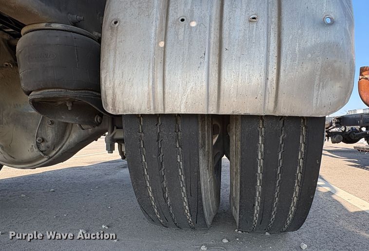 image for item EC8214 2013 Peterbilt 320 flatbed truck