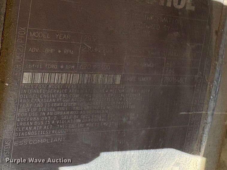 image for item EC8215 2013 International 4300 truck cab and chassis