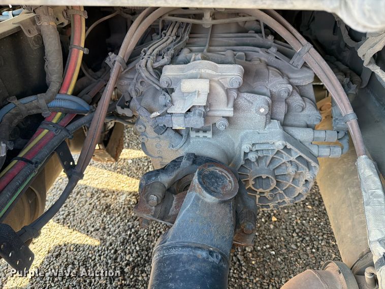 image for item ED5123 2019 Freightliner Cascadia  semi truck