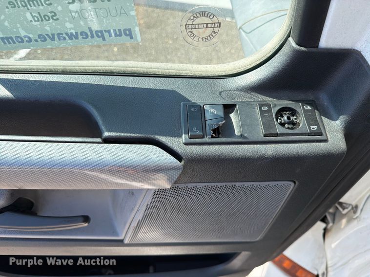 image for item ED5123 2019 Freightliner Cascadia  semi truck