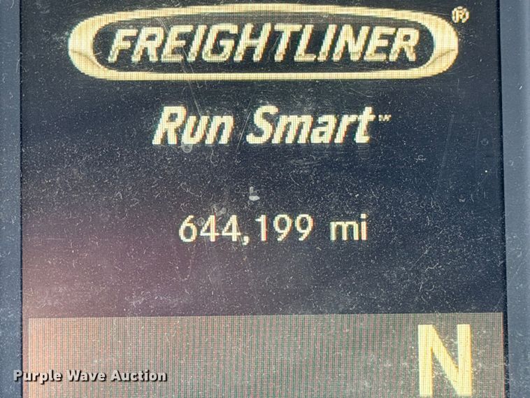 image for item ED5123 2019 Freightliner Cascadia  semi truck