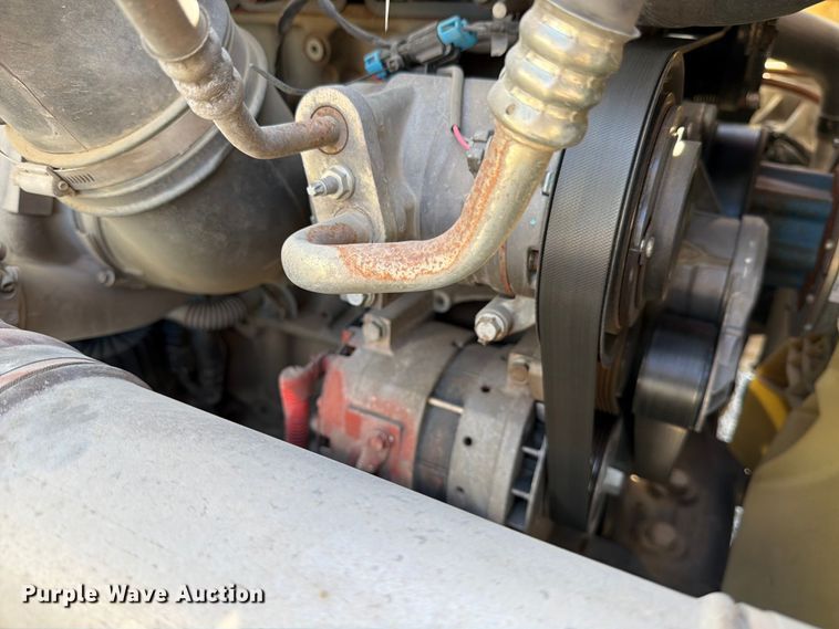 image for item ED5123 2019 Freightliner Cascadia  semi truck