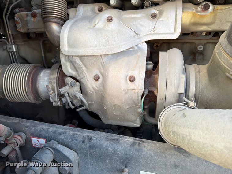 image for item ED5123 2019 Freightliner Cascadia  semi truck