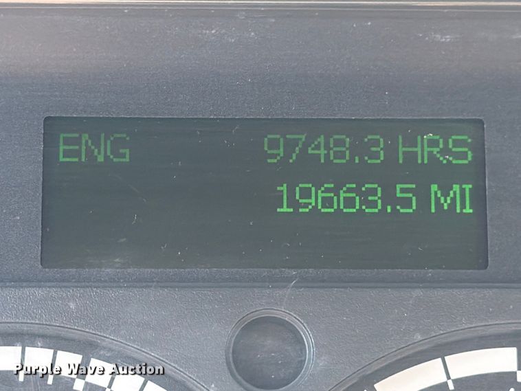 image for item ED5124 2017 Freightliner Cascadia semi truck