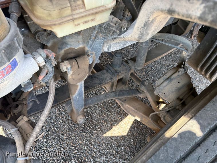 image for item ED5124 2017 Freightliner Cascadia semi truck