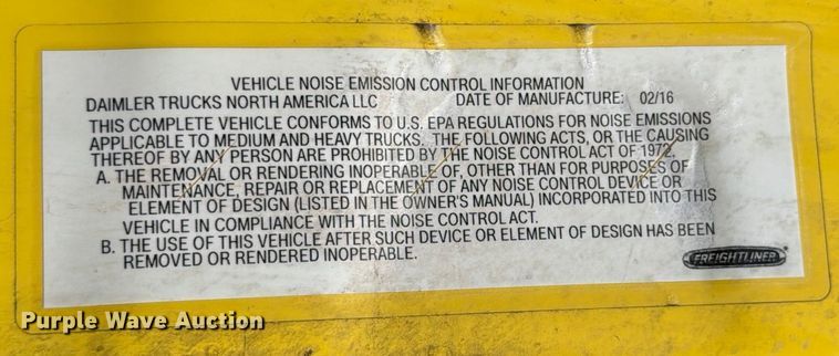 image for item ED5124 2017 Freightliner Cascadia semi truck