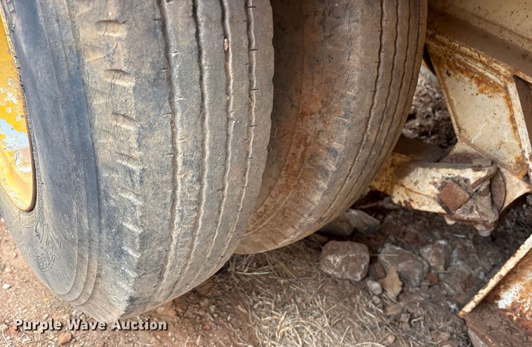 image for item EE0093 1973 Birmingham 415 DLA lowboy equipment trailer