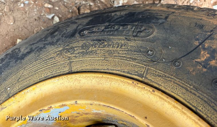 image for item EE0093 1973 Birmingham 415 DLA lowboy equipment trailer