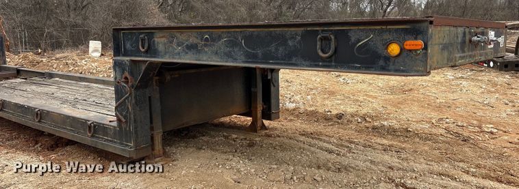 image for item EE0094 1976 Great Dane 5717GE extendable double drop deck equipment trailer