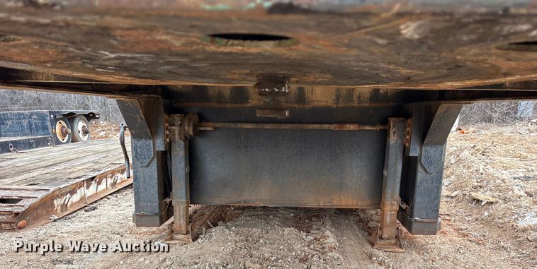 image for item EE0094 1976 Great Dane 5717GE extendable double drop deck equipment trailer