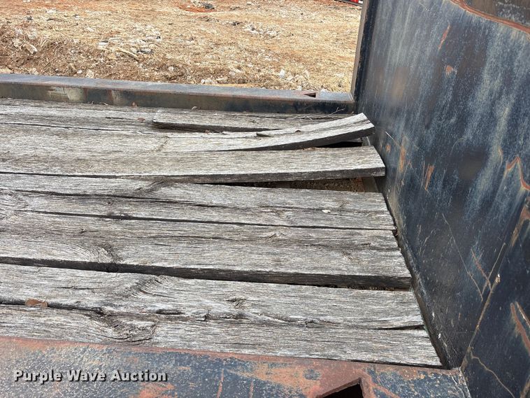 image for item EE0094 1976 Great Dane 5717GE extendable double drop deck equipment trailer