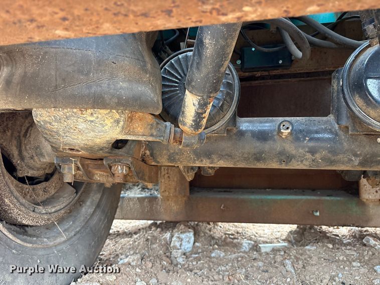 image for item EE0094 1976 Great Dane 5717GE extendable double drop deck equipment trailer