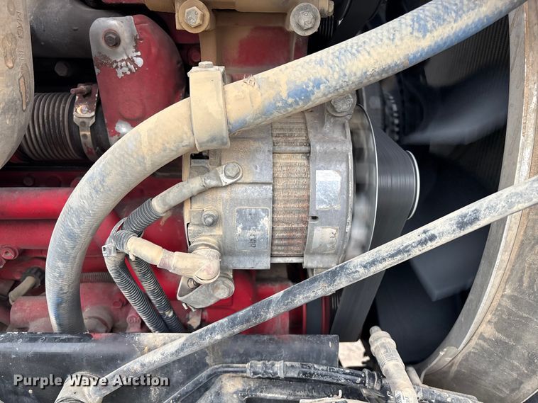 image for item EE0099 2015 Kenworth T800 semi truck