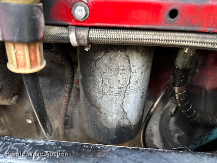 image for item EE1385 2000 Kenworth semi truck