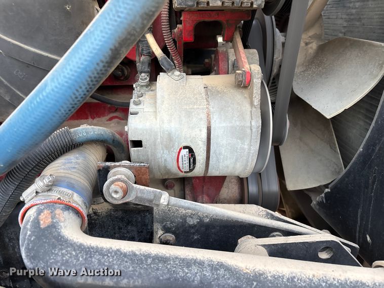 image for item EE1385 2000 Kenworth semi truck