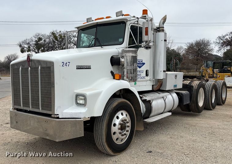 image for item EE1386 2006 Kenworth T800 