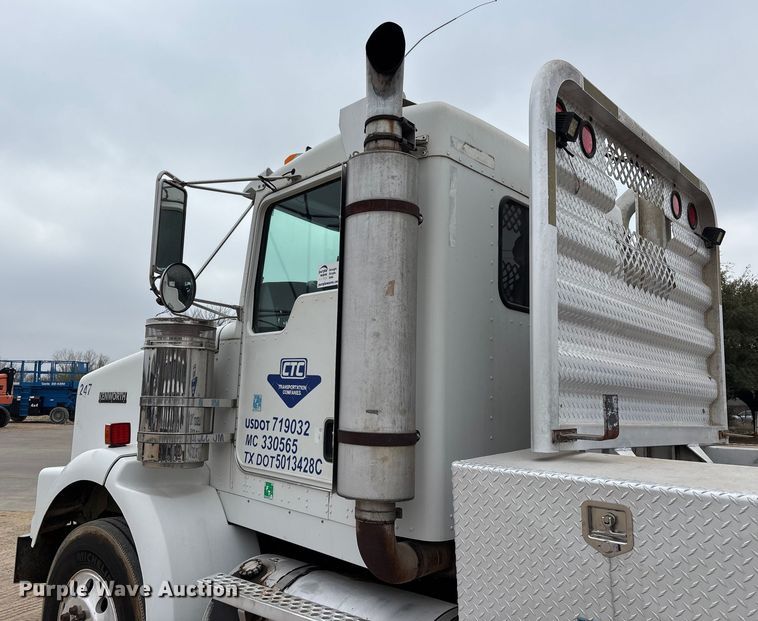 image for item EE1386 2006 Kenworth T800 