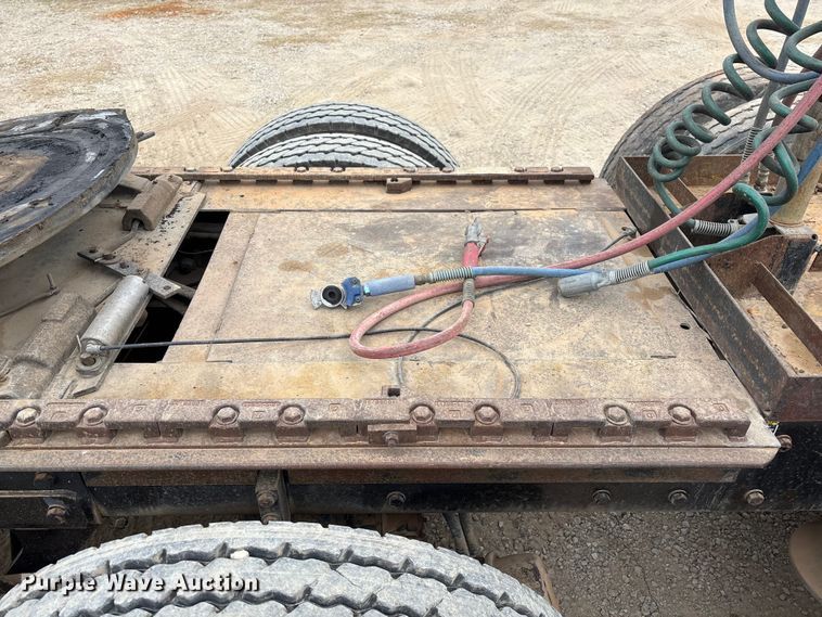 image for item EE1386 2006 Kenworth T800 