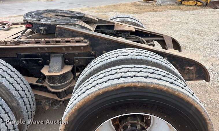 image for item EE1386 2006 Kenworth T800 