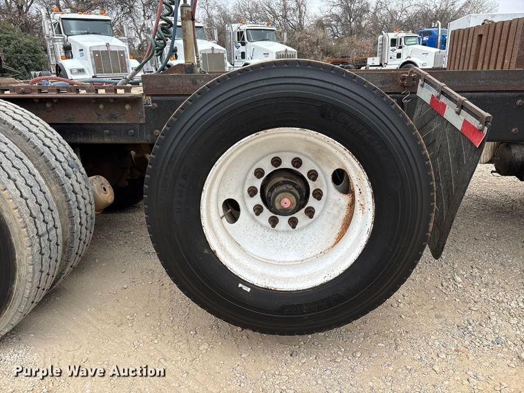 image for item EE1386 2006 Kenworth T800 