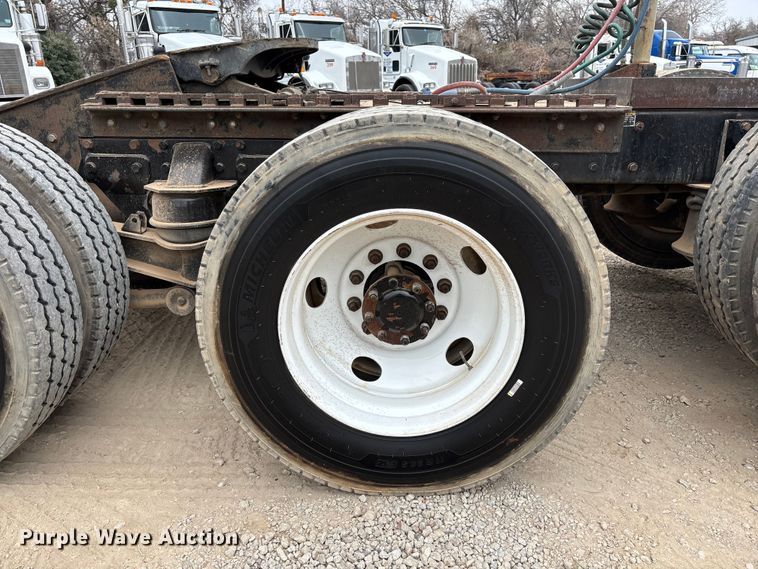 image for item EE1386 2006 Kenworth T800 