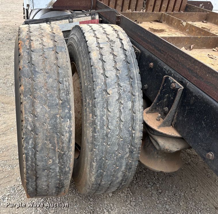 image for item EE1386 2006 Kenworth T800 