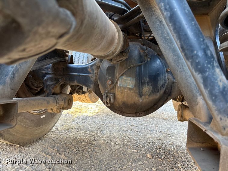 image for item EE1387 2006 Kenworth T800 semi truck