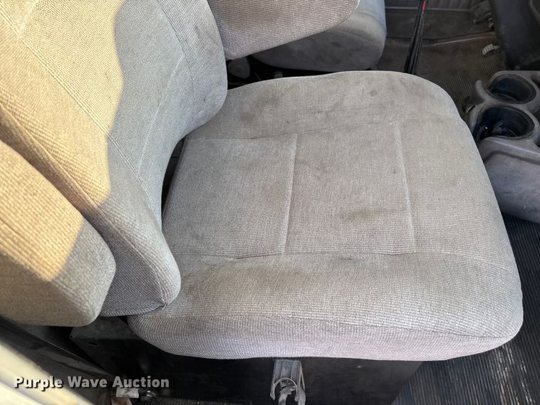 image for item EE1387 2006 Kenworth T800 semi truck