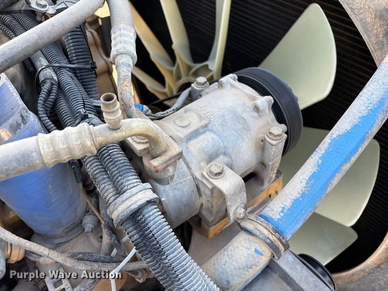 image for item EE1387 2006 Kenworth T800 semi truck