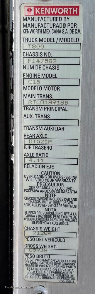 image for item EE1387 2006 Kenworth T800 semi truck