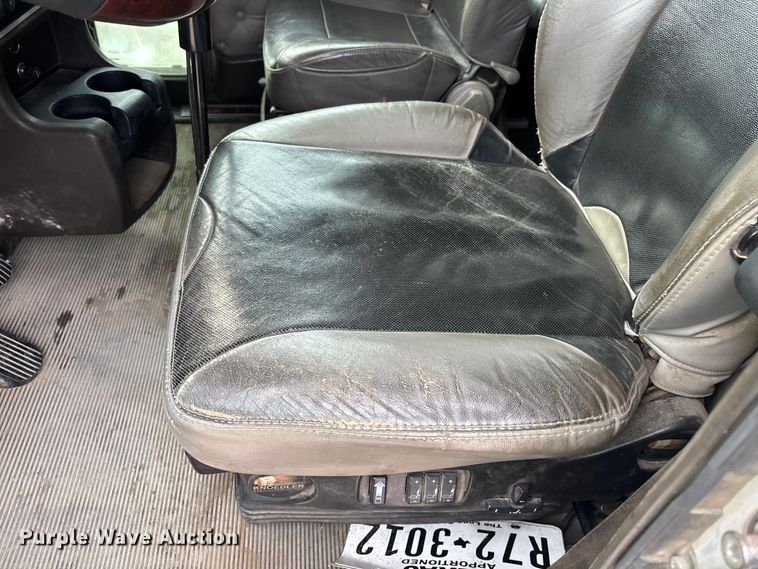 image for item EE1392 2014 Kenworth W900 semi truck