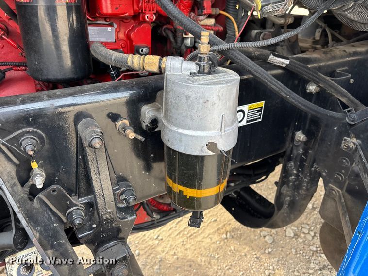 image for item EE1392 2014 Kenworth W900 semi truck