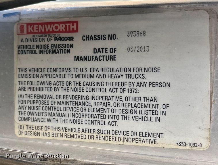 image for item EE1392 2014 Kenworth W900 semi truck