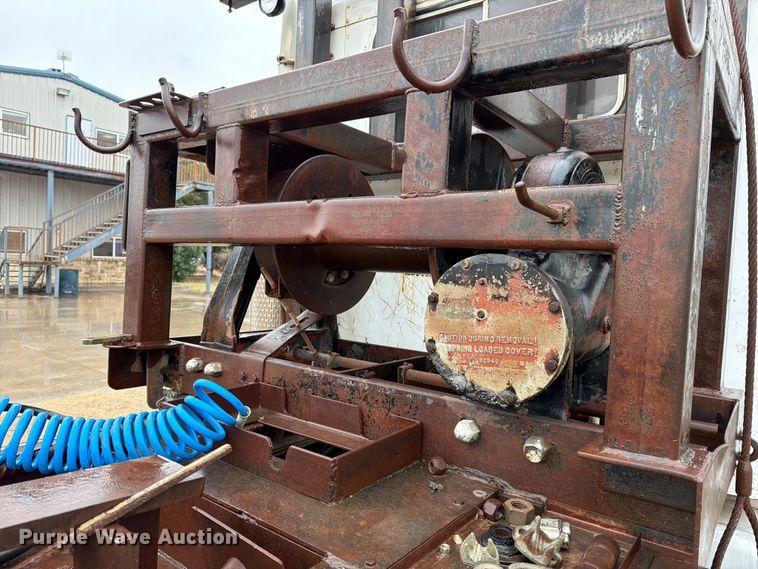 image for item EE1393 1982 Peterbilt 359 winch truck