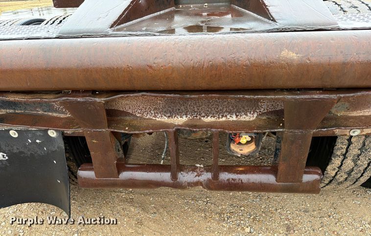 image for item EE1393 1982 Peterbilt 359 winch truck