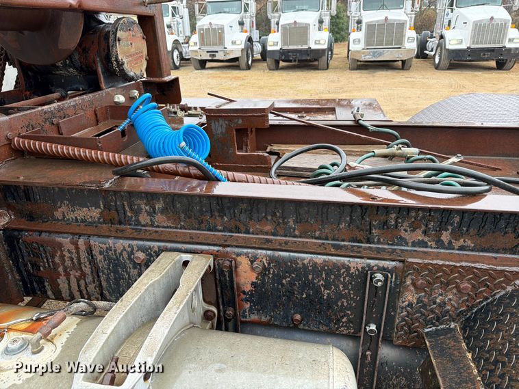 image for item EE1393 1982 Peterbilt 359 winch truck