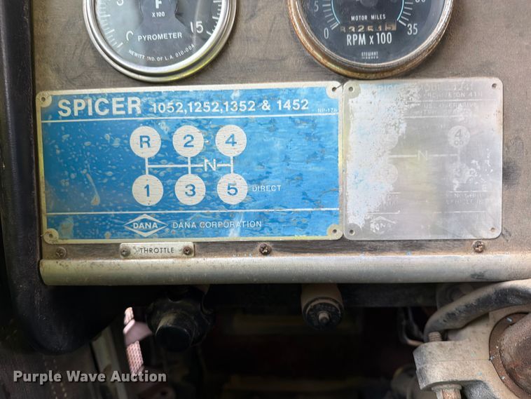 image for item EE1393 1982 Peterbilt 359 winch truck