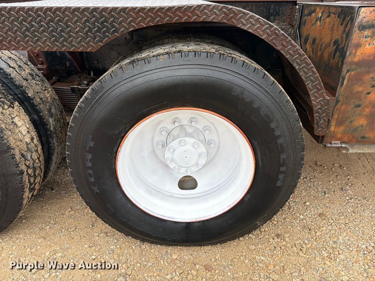 image for item EE1393 1982 Peterbilt 359 winch truck