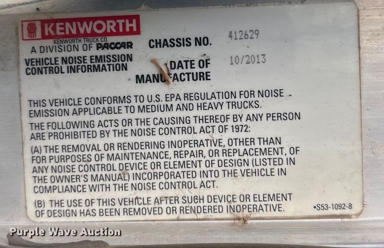 image for item EE1394 2014 Kenworth T800 semi truck