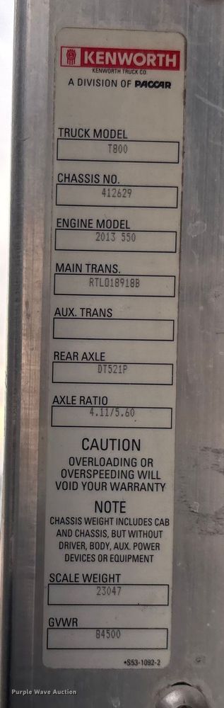 image for item EE1394 2014 Kenworth T800 semi truck