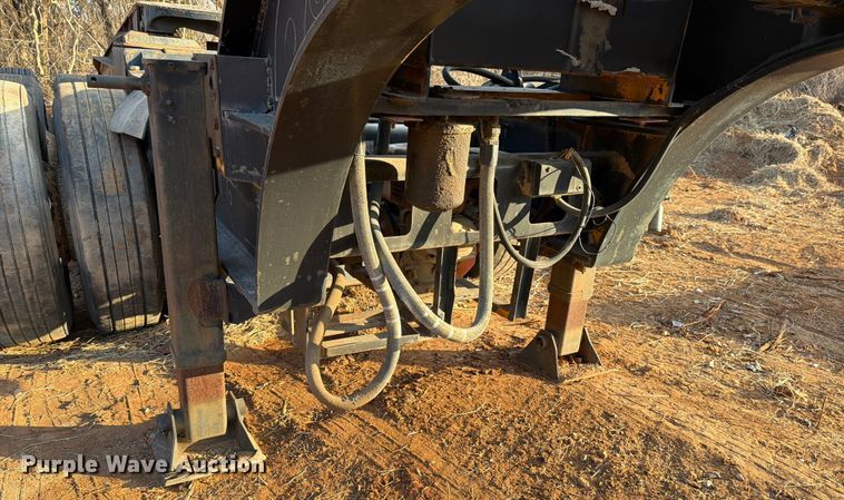 image for item EE1397 1984 Siebert 30T8WSDJHD jeep axle