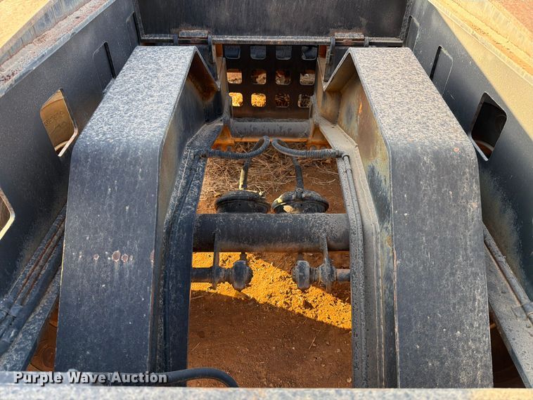 image for item EE1397 1984 Siebert 30T8WSDJHD jeep axle