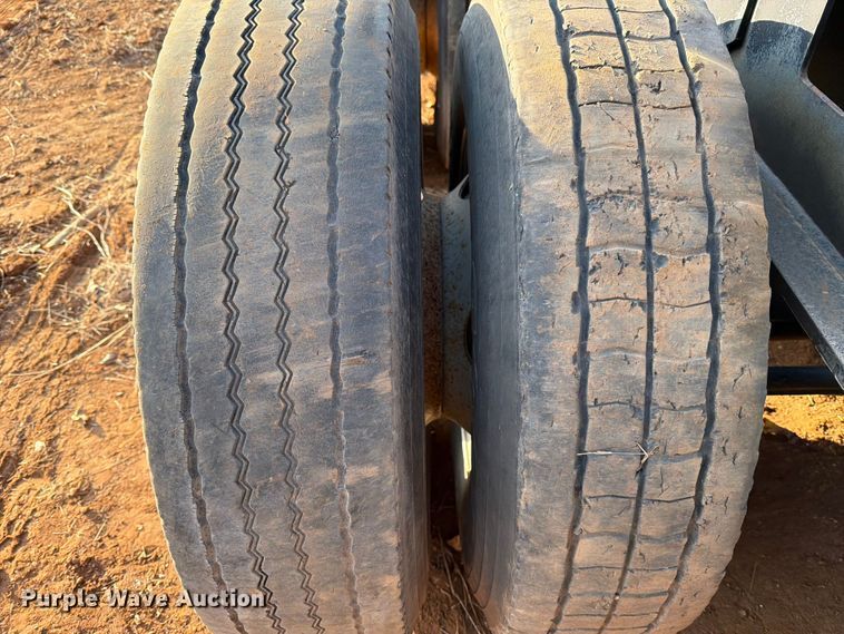 image for item EE1397 1984 Siebert 30T8WSDJHD jeep axle