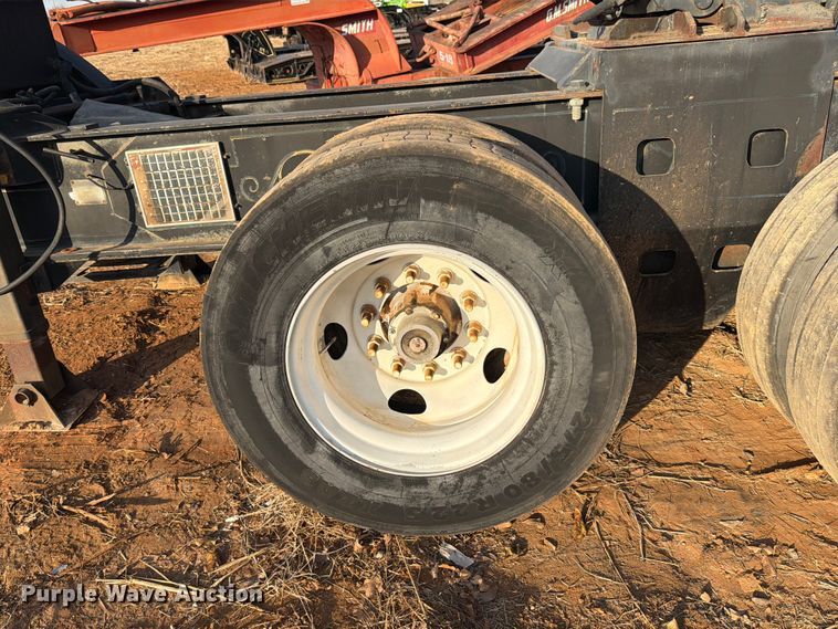 image for item EE1397 1984 Siebert 30T8WSDJHD jeep axle