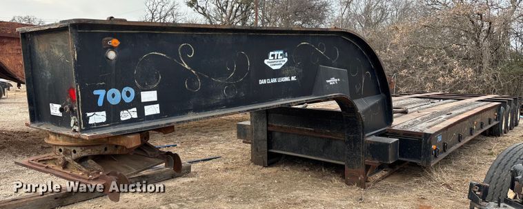 image for item EE1398 1976 Talbert flatbed trailer