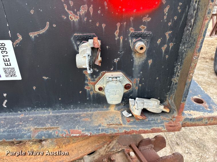 image for item EE1398 1976 Talbert flatbed trailer