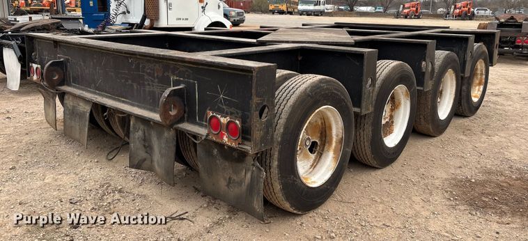 image for item EE1398 1976 Talbert flatbed trailer