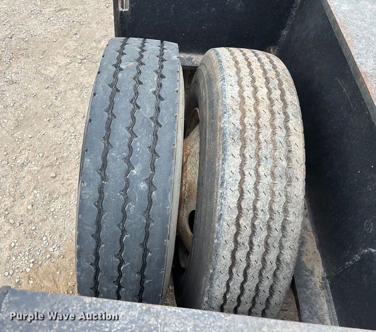 image for item EE1398 1976 Talbert flatbed trailer