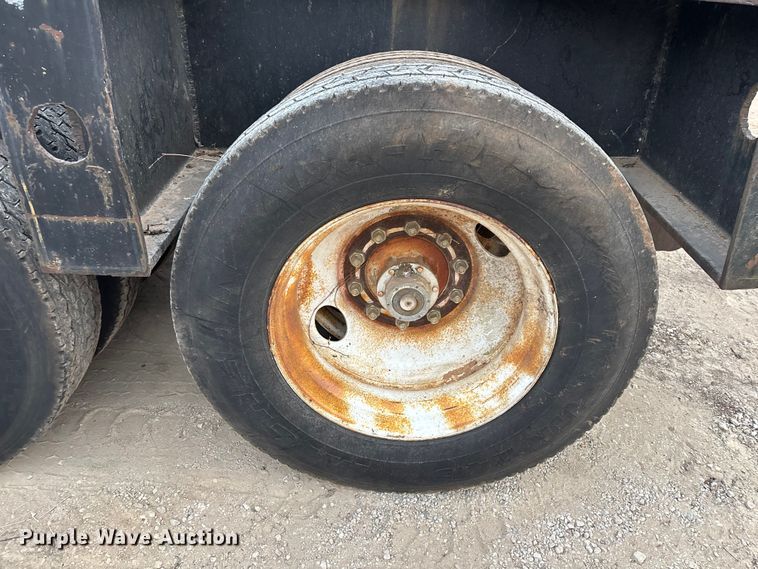 image for item EE1398 1976 Talbert flatbed trailer