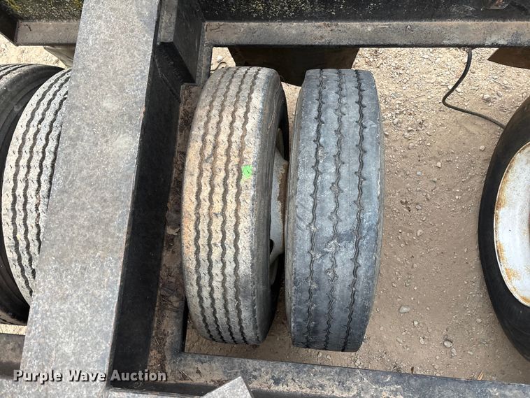 image for item EE1398 1976 Talbert flatbed trailer